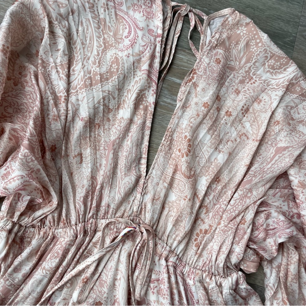 Free People Arzel Pleated Kimono Dress Size S Paisley Blush and Ivory - Picture 7 of 10